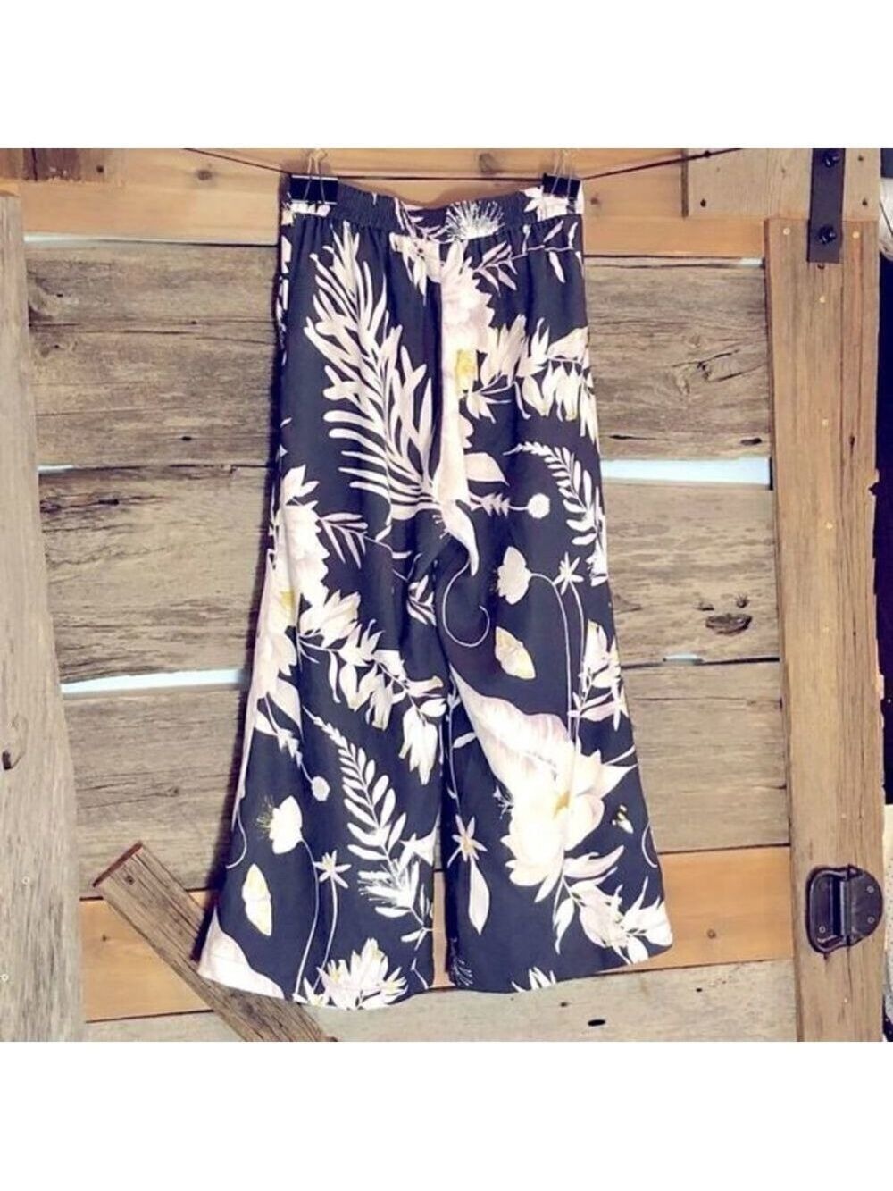ANN Glover for H&M grey cropped pant size 6